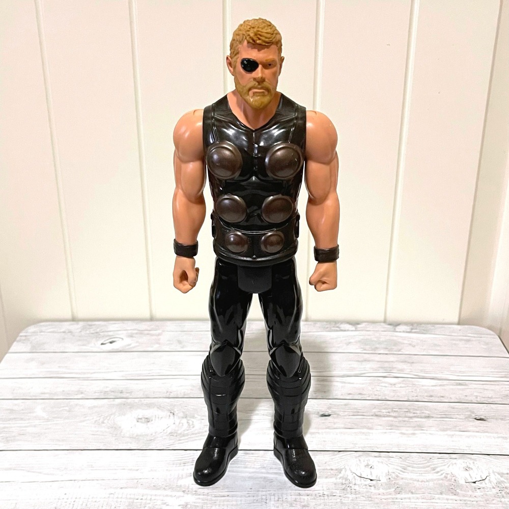 Hasbro Marvel Thor Ragnarok 12‎ Inch Action Figure Eye Patch C-3632B Titan Hero